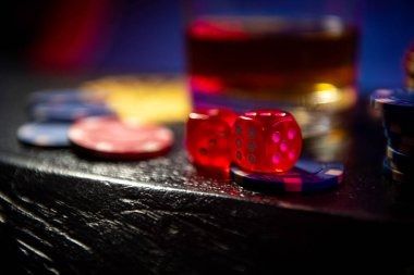 betslots88 live blackjack interface on mobile phone showing bet controls and dealer view